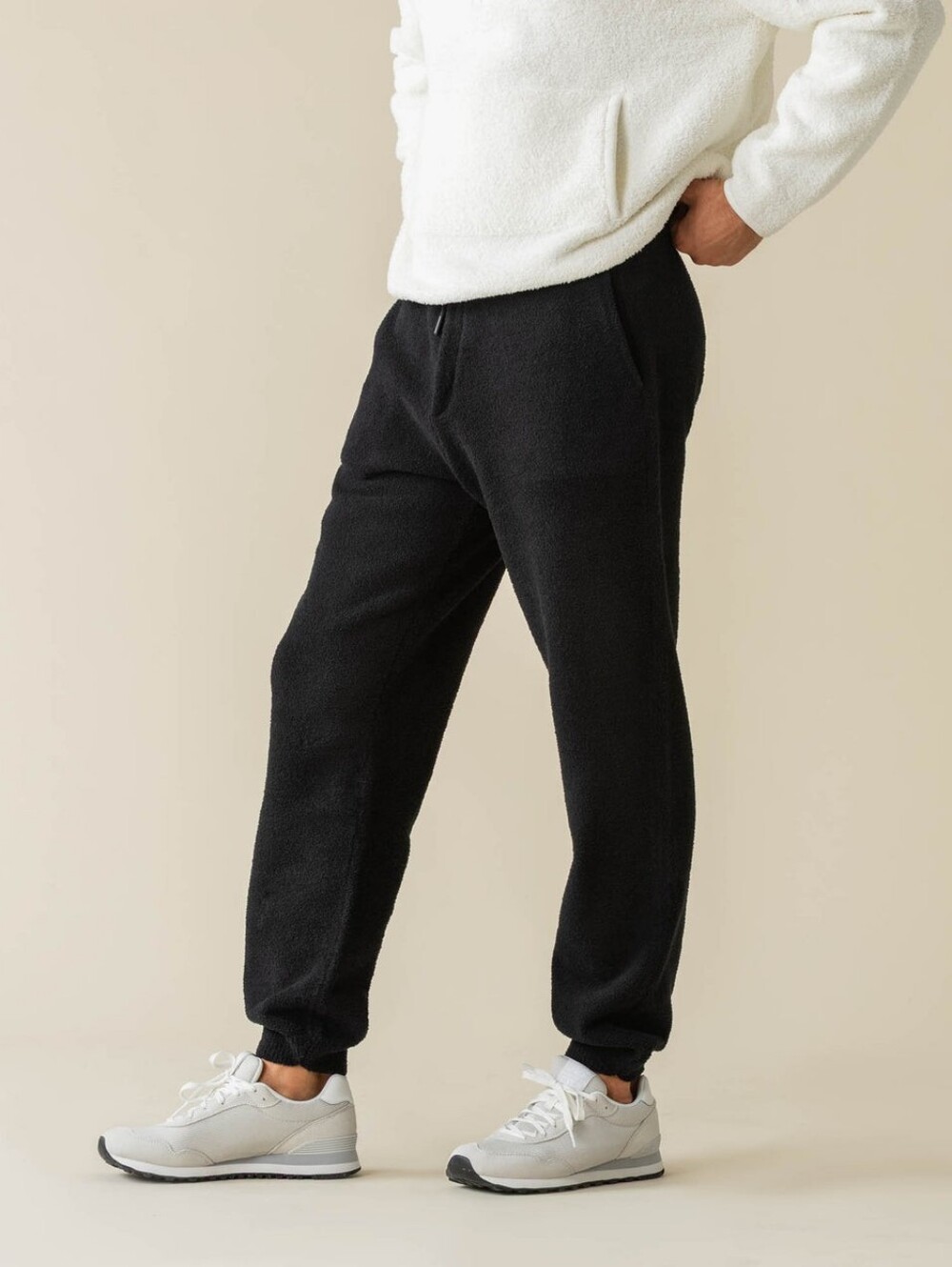 Kashwere Men’s Black Joggers Fleece Size Medium